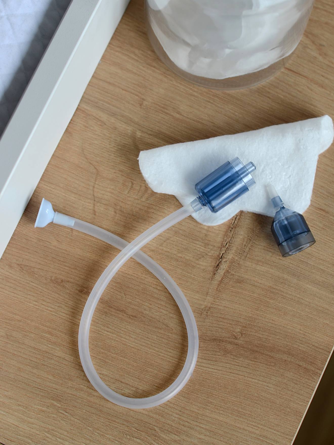 Aspirador nasal manual BEABA Minidoo, cor azul claro lisa.