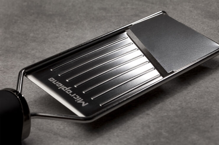 Microplane Microplane Gourmet slicer m. 2 mm fast skær Sølv/sort