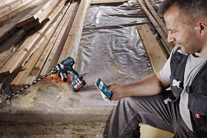 BOSCH COMBI-KIT 4 18V TOOLS: GSR 18V-110C + GDX 18V-210C + GWS 18V-10 + GBH 18V-24C + 1 4.0 AH BATTERY (PROCORE) + 2 5.5 AH BATTERIES (PROCORE) + GAL 1880CV ( L)PROFESSIONAL