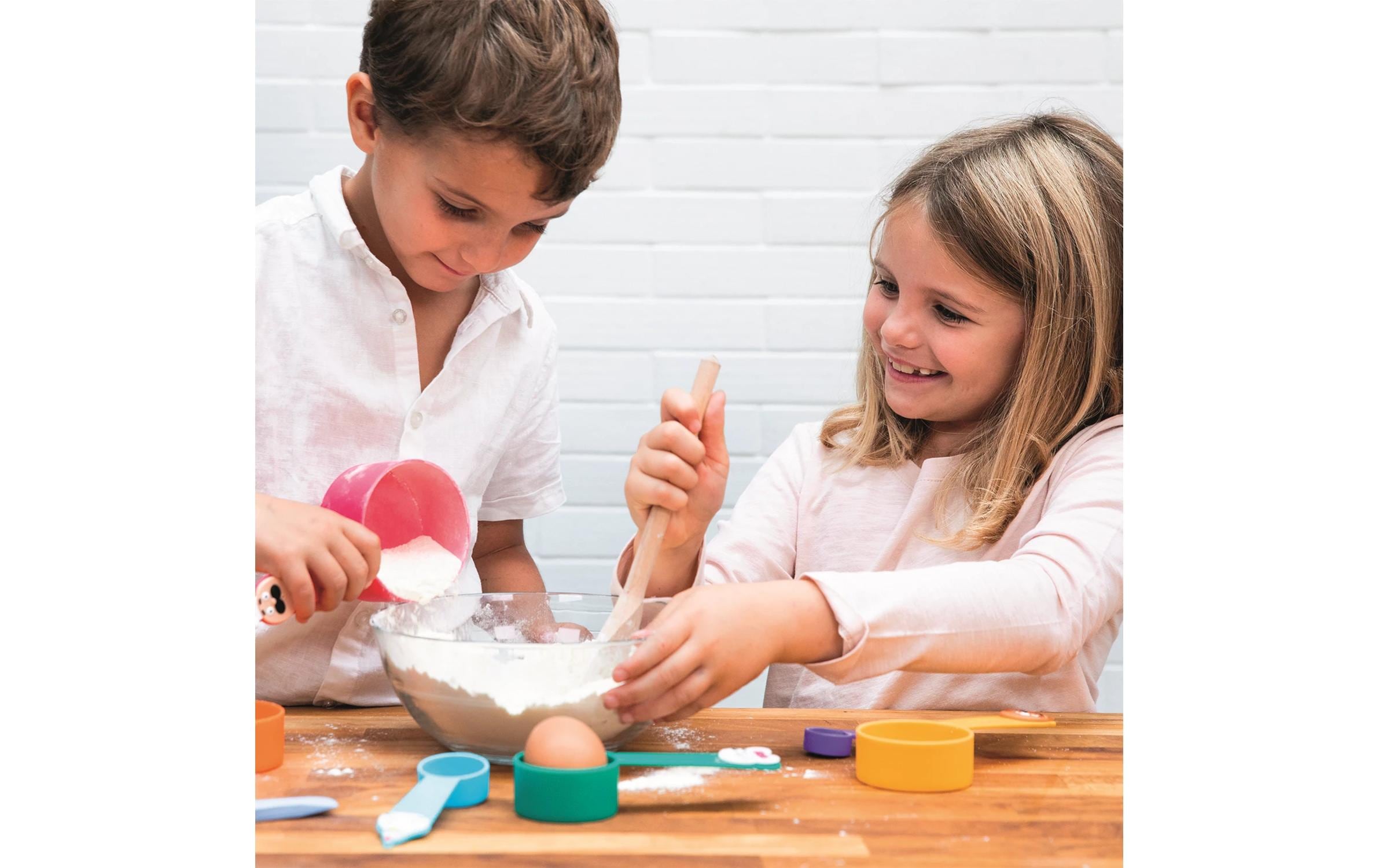 Messbecher 6er Set, MehrfarbigMessbecher-Set mit Rezeptbuch