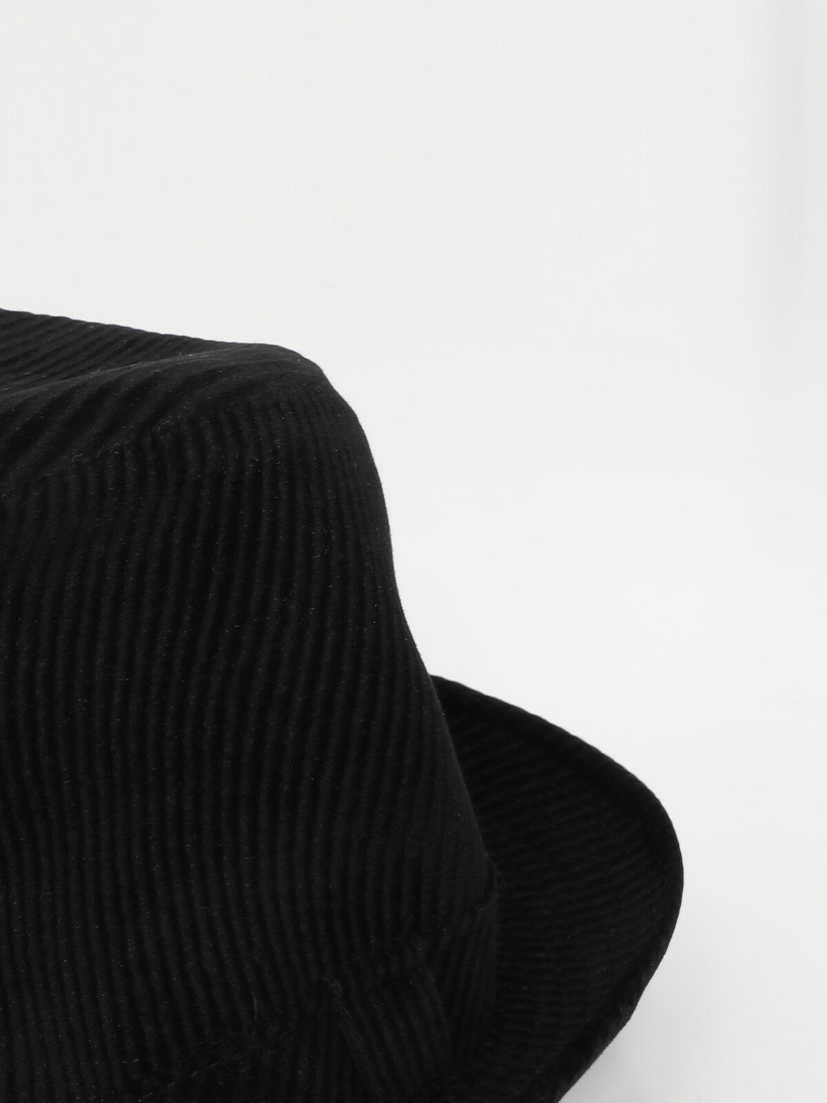 chapeau en velours rayé- Noir
