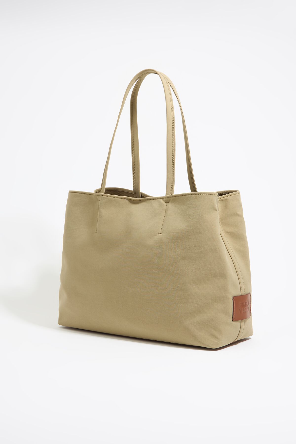 Bolsa grande para compras com estampa de Chihuahua em gabardine natural.