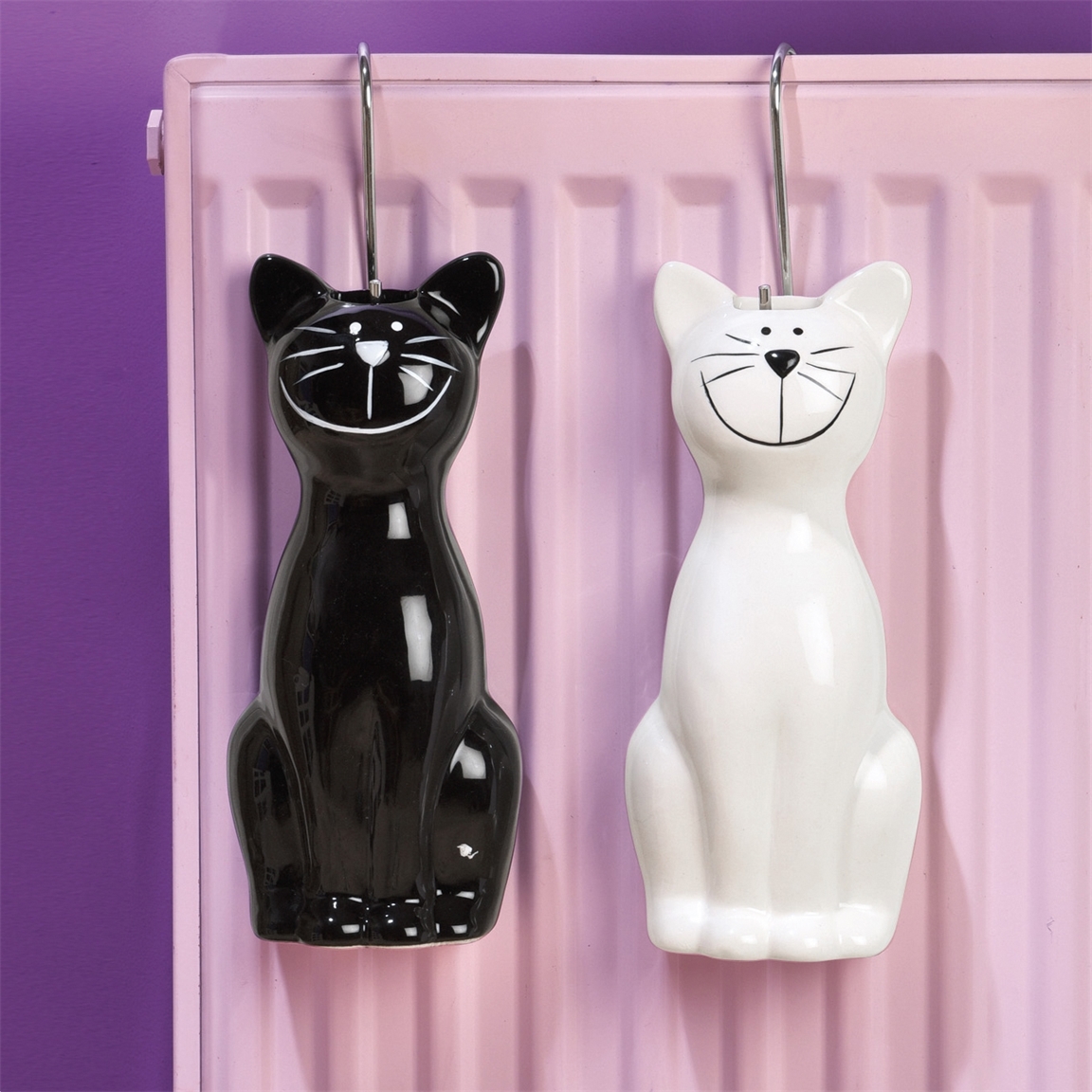 2 saturateurs chats noir + blanc