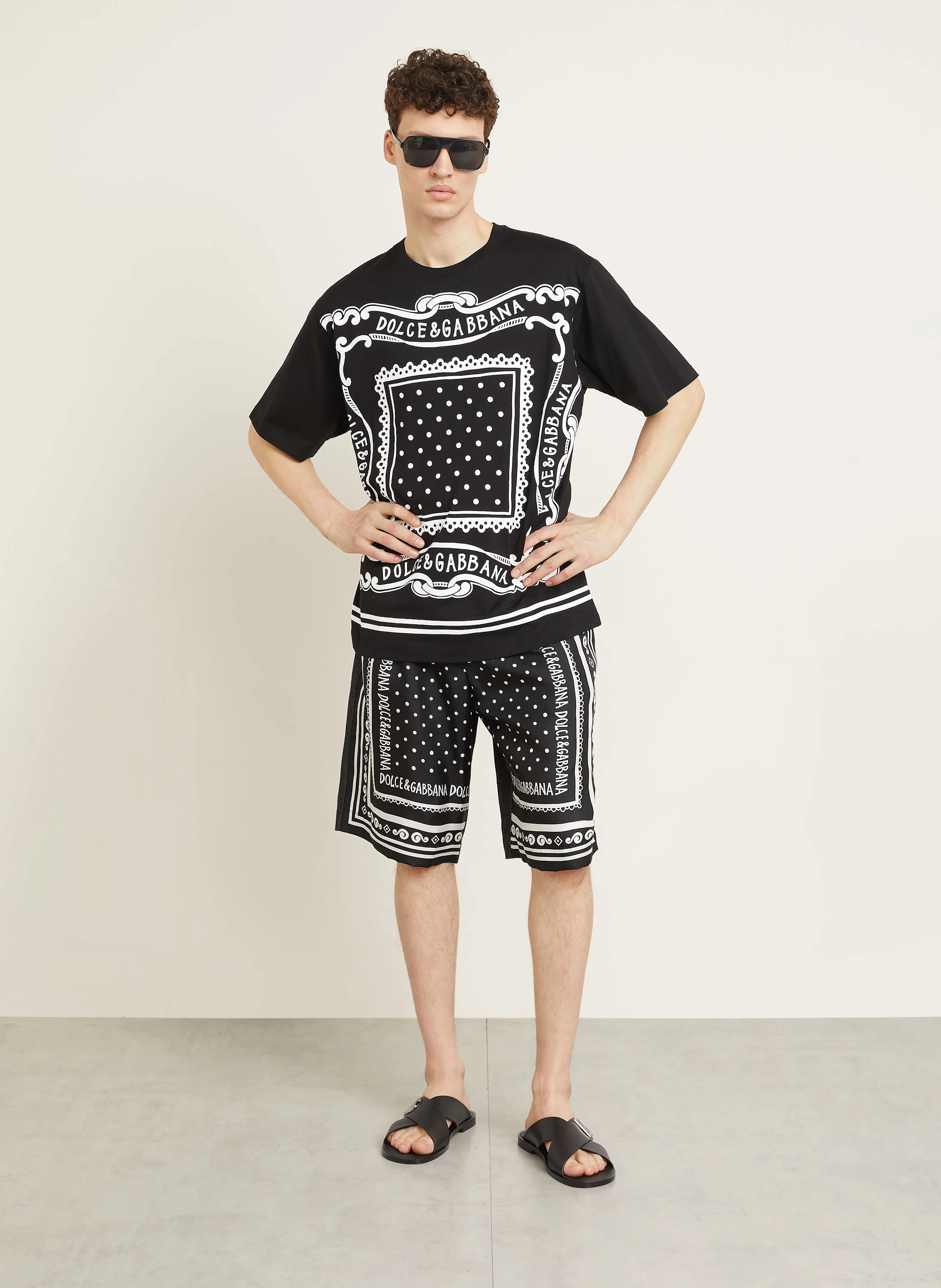 DOLCE & GABBANA Shorts im Materialmix