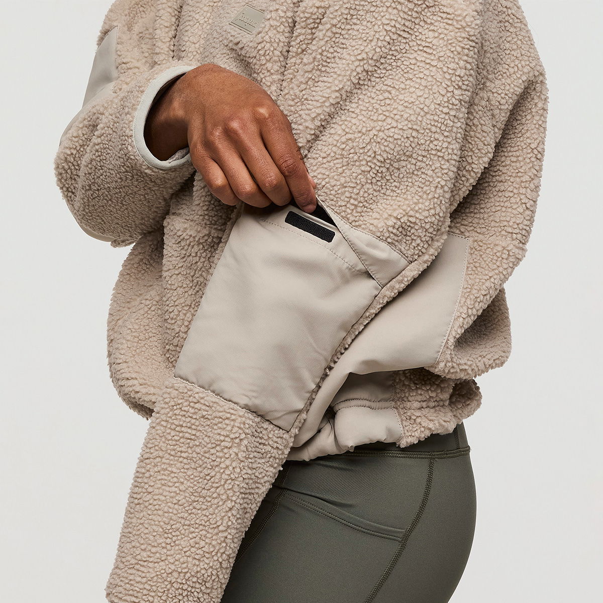 Cotopaxi Bacano Fleece, dame (Pebble)