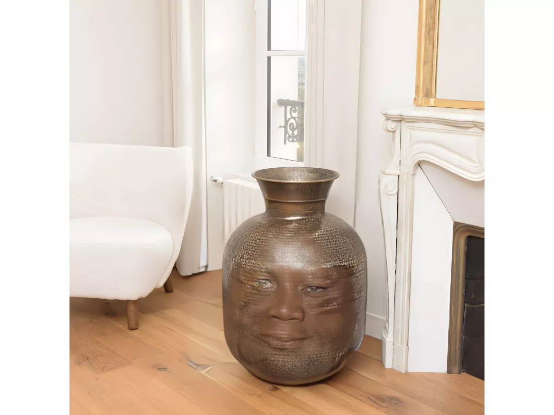 HONORE - Vase alu L53cm H75cm couleur laiton noir antique effet martelé
