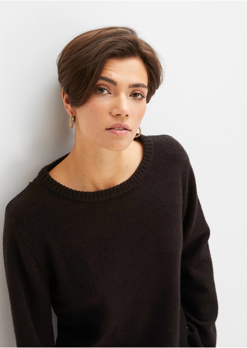 Pull avec détail dentelle