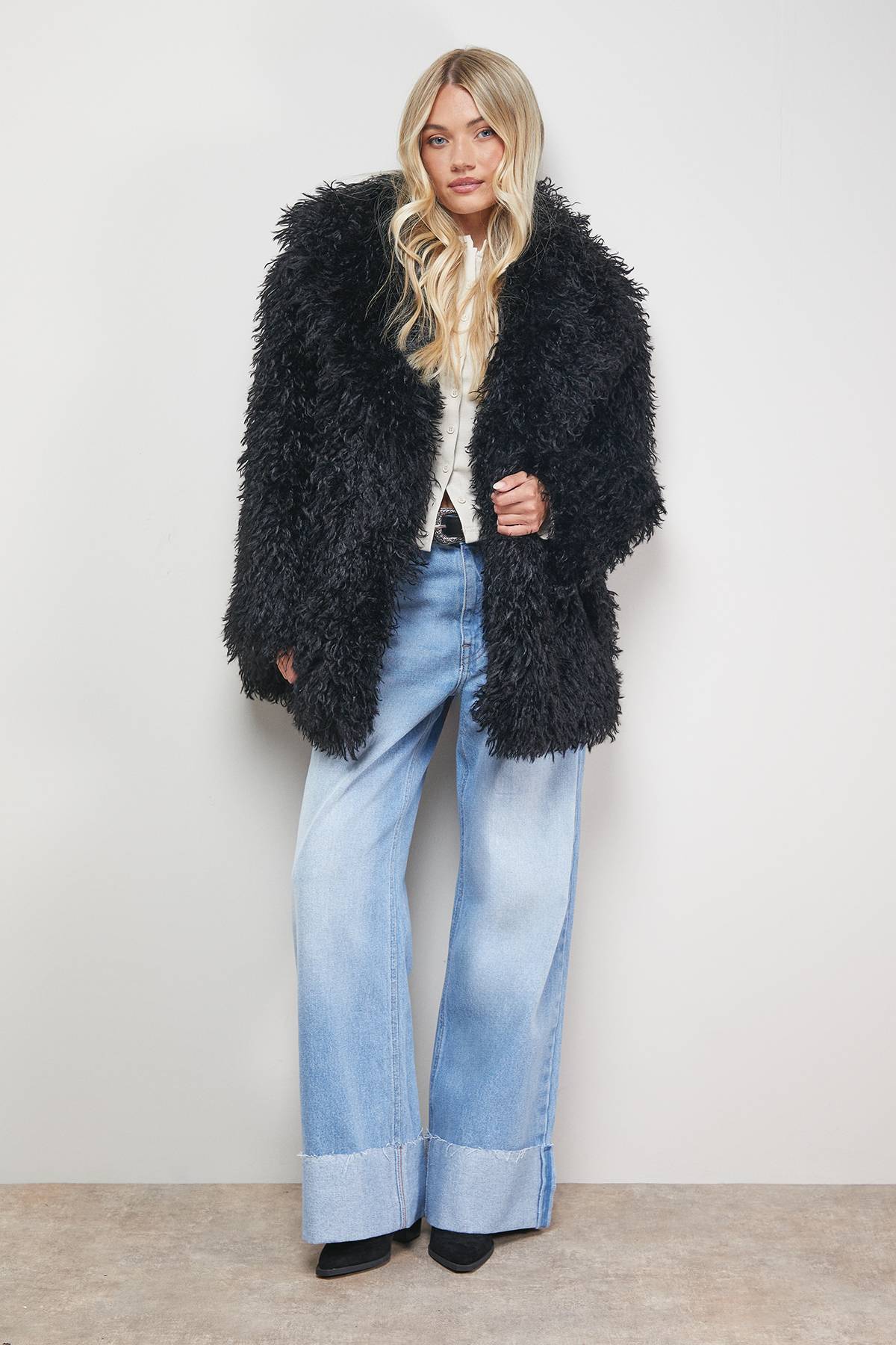 Oasis Manteau Court en synthétique Mongole