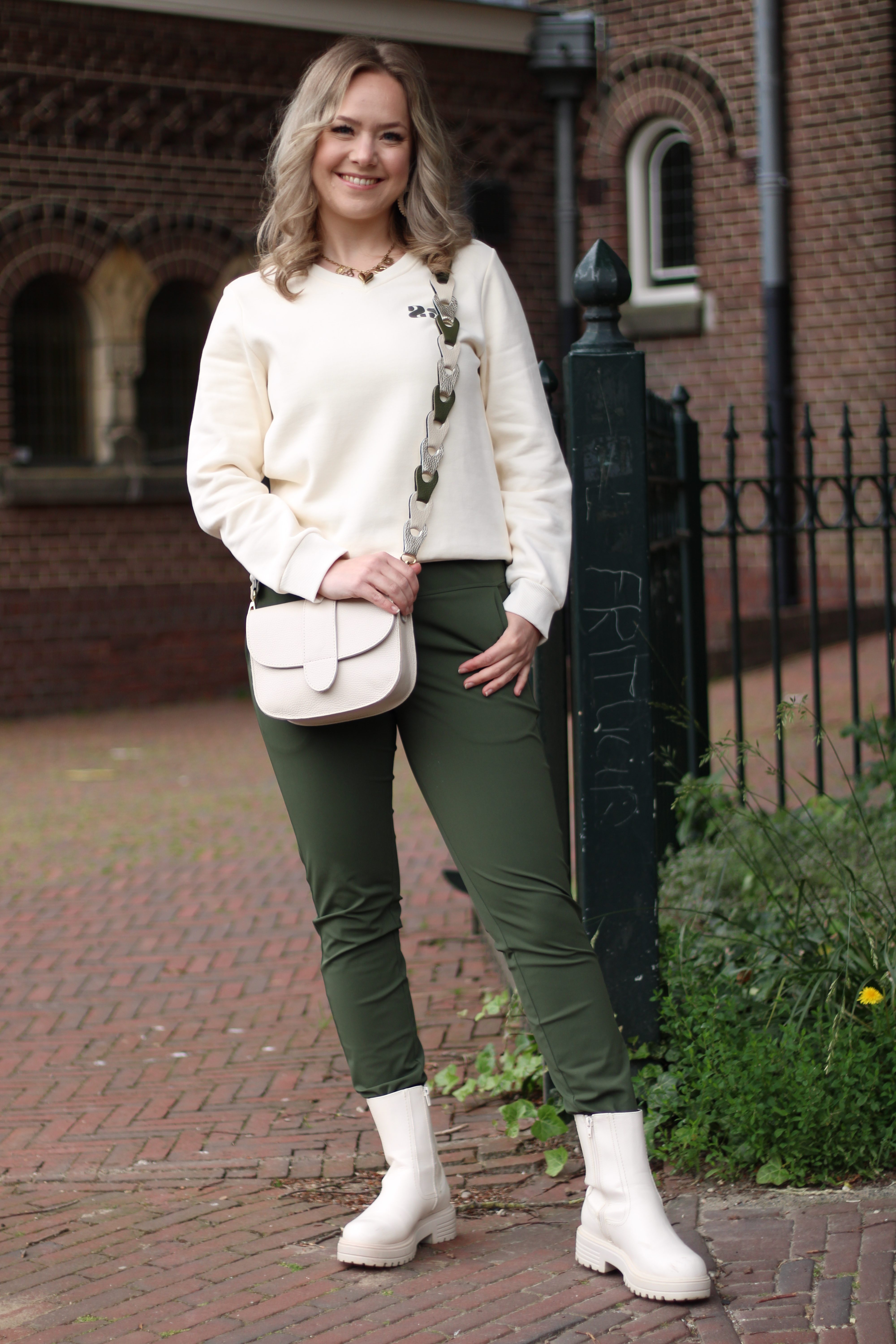 Zoso - Guusje Sweaters - Ivory/Army