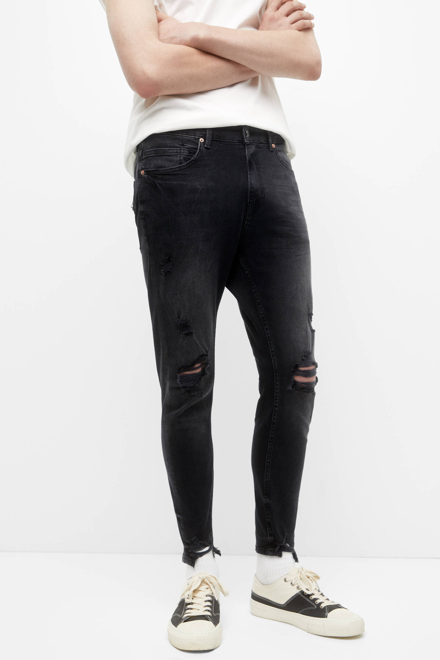 JEANS BROKEN CENOURA - NEG-DELAV