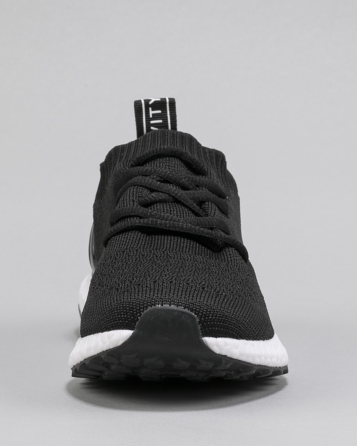 LEVITY NHG Pitch Black