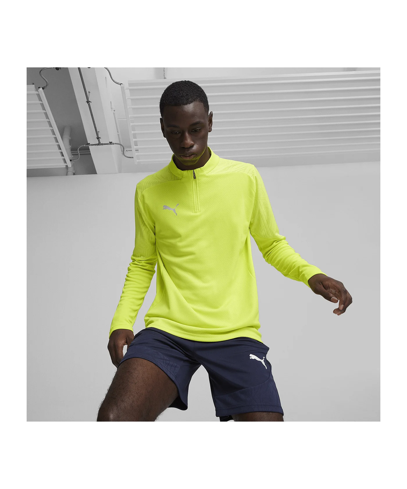 PUMA teamFINAL Training 1/4 Zip Sweatshirt F30