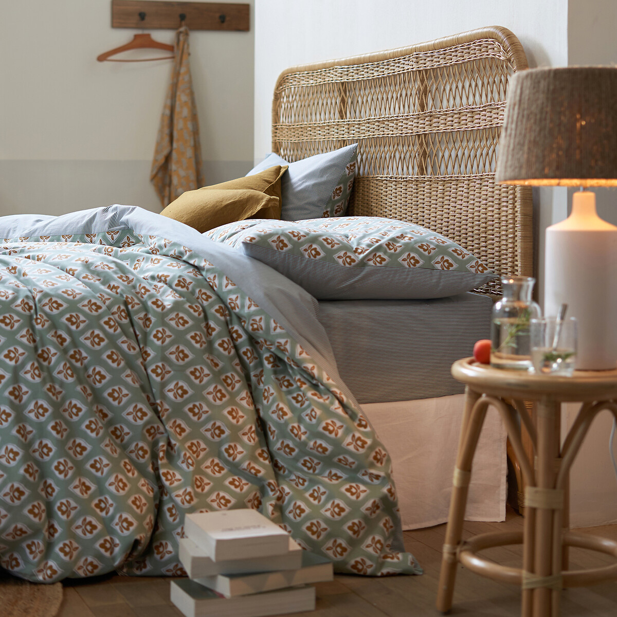 LA REDOUTE INTERIEURS<br>Kruk em rotan, Katni