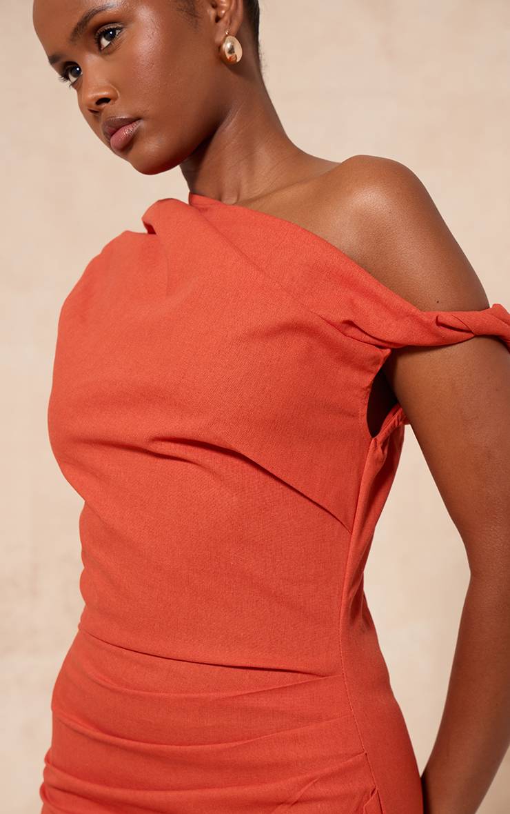 Rouille Robe Moulante À Épaule Torsadée