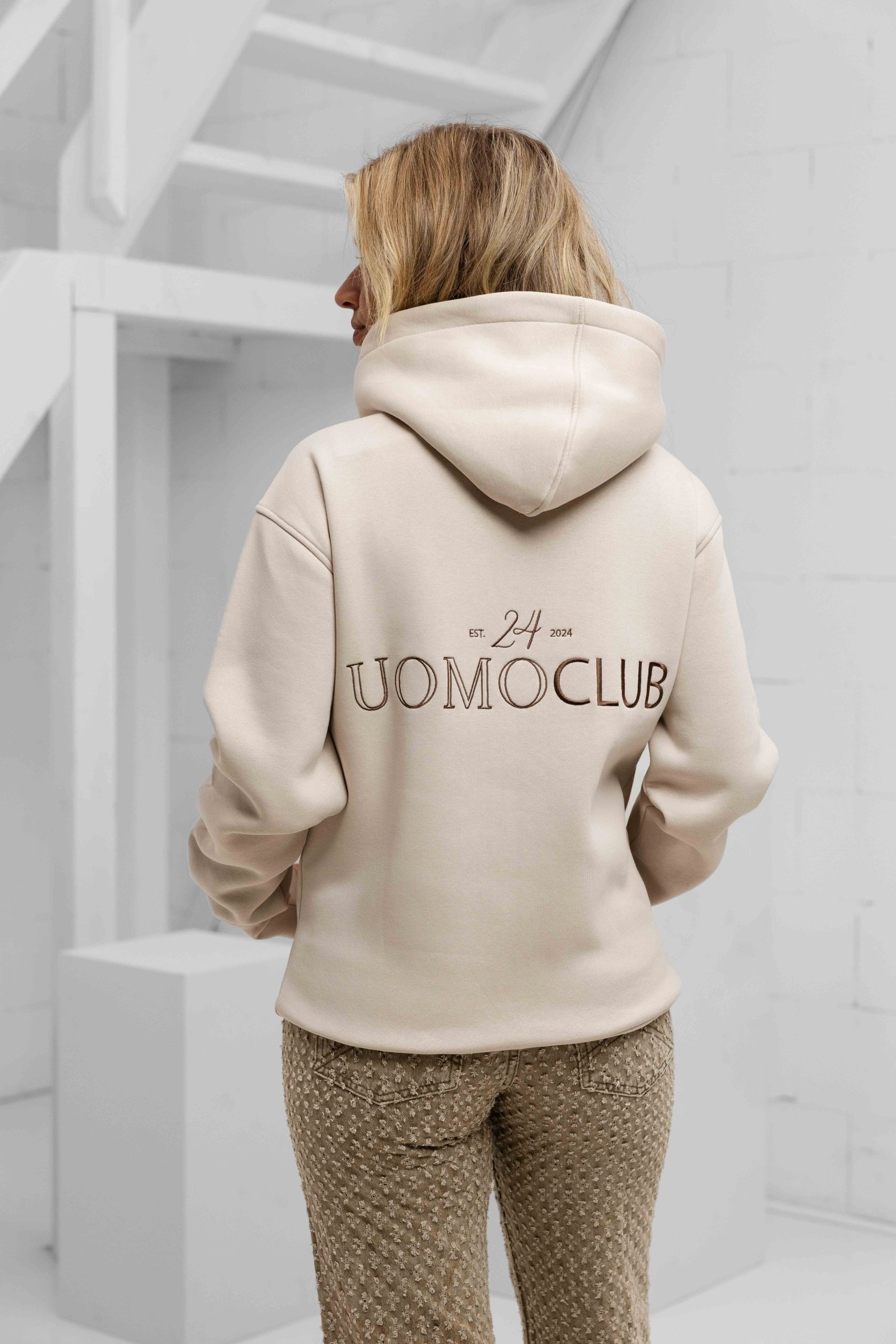 24 Uomo Club Hoodie Dames Beige