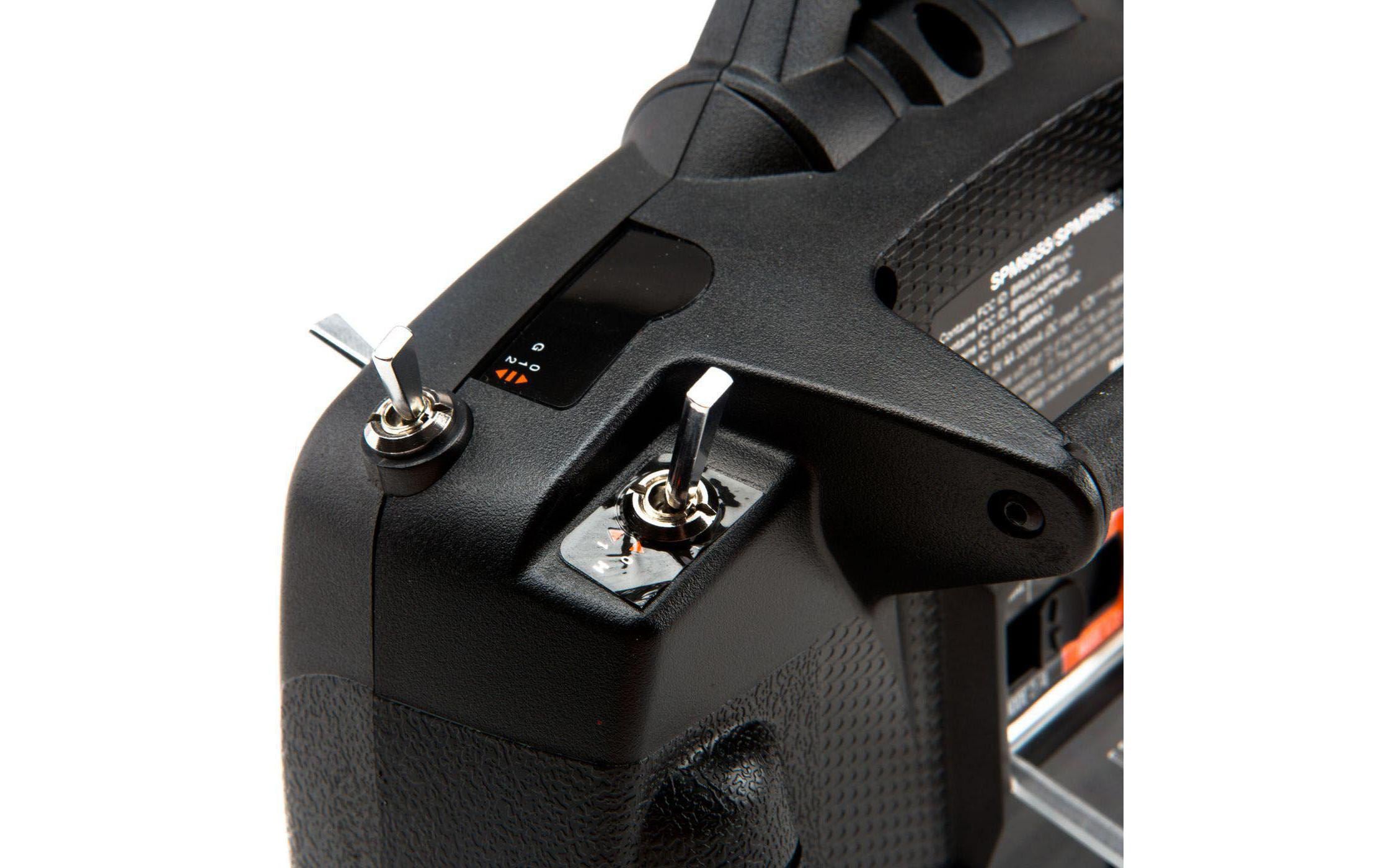 Fernsteuerung DX6e DSMX 6-Kanal (nur Sender)<br>2.4-GHz Sender mit 6 Kanälen für Flugmodelle