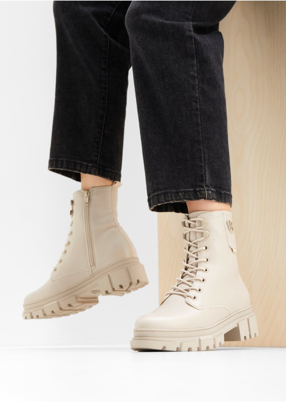 Boots à lacets s.Oliver