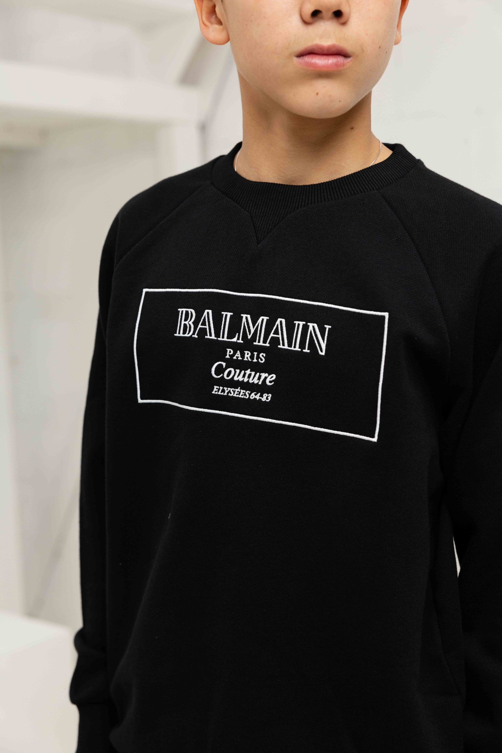 Balmain BX4P80 Sweater Kids Zwart