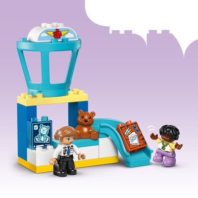 LEGO DUPLO Town 10443 På flyplassen for første gang