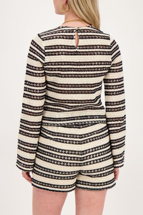 Zwart en beige top met flared mouwen crochet