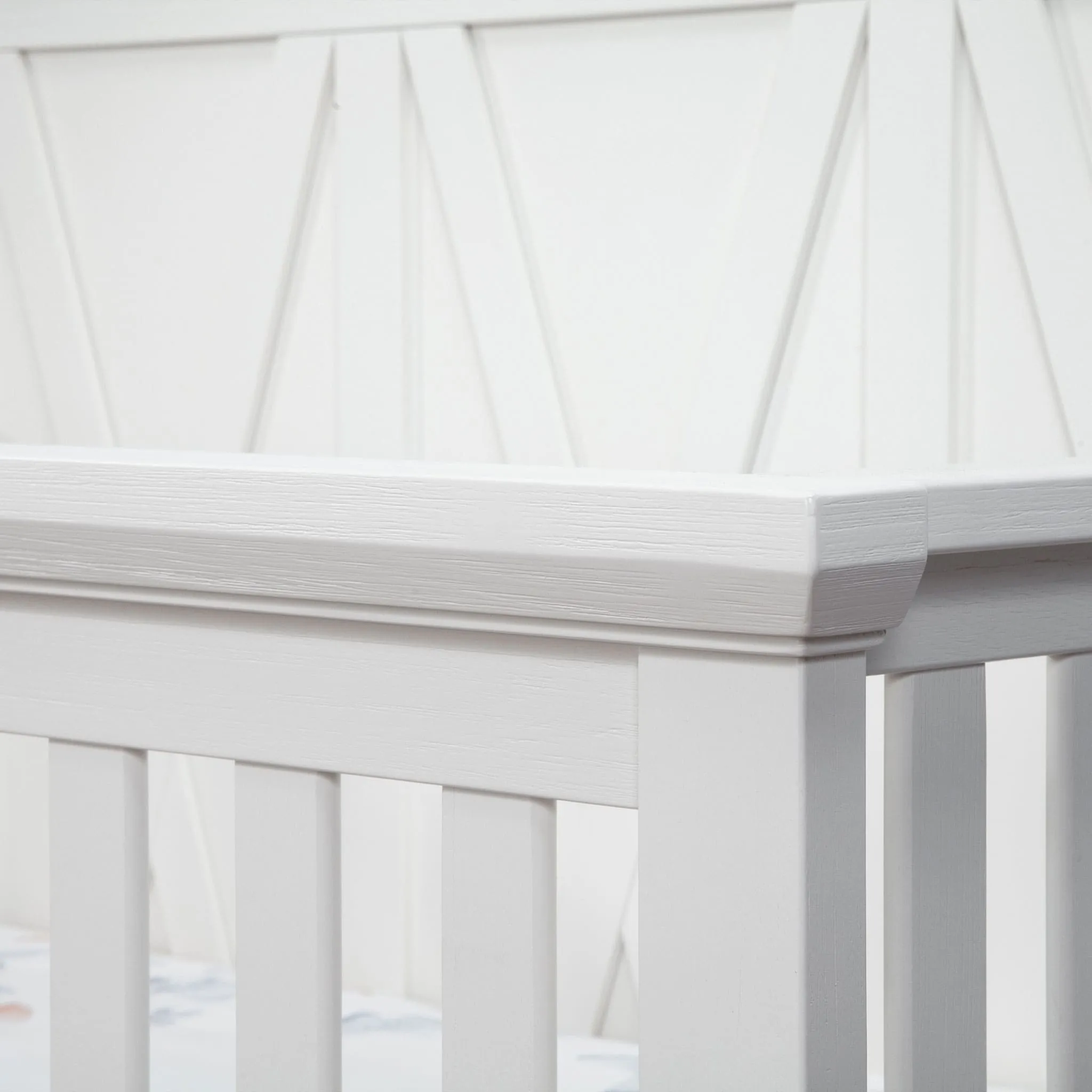 Million Dollar Baby Couchette Évolutive 3 en 1 Emory Farmhouse - Blanc Lin