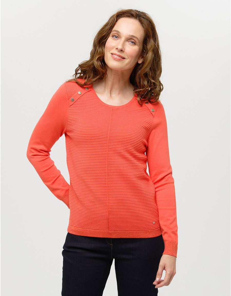 Pull orange rayures