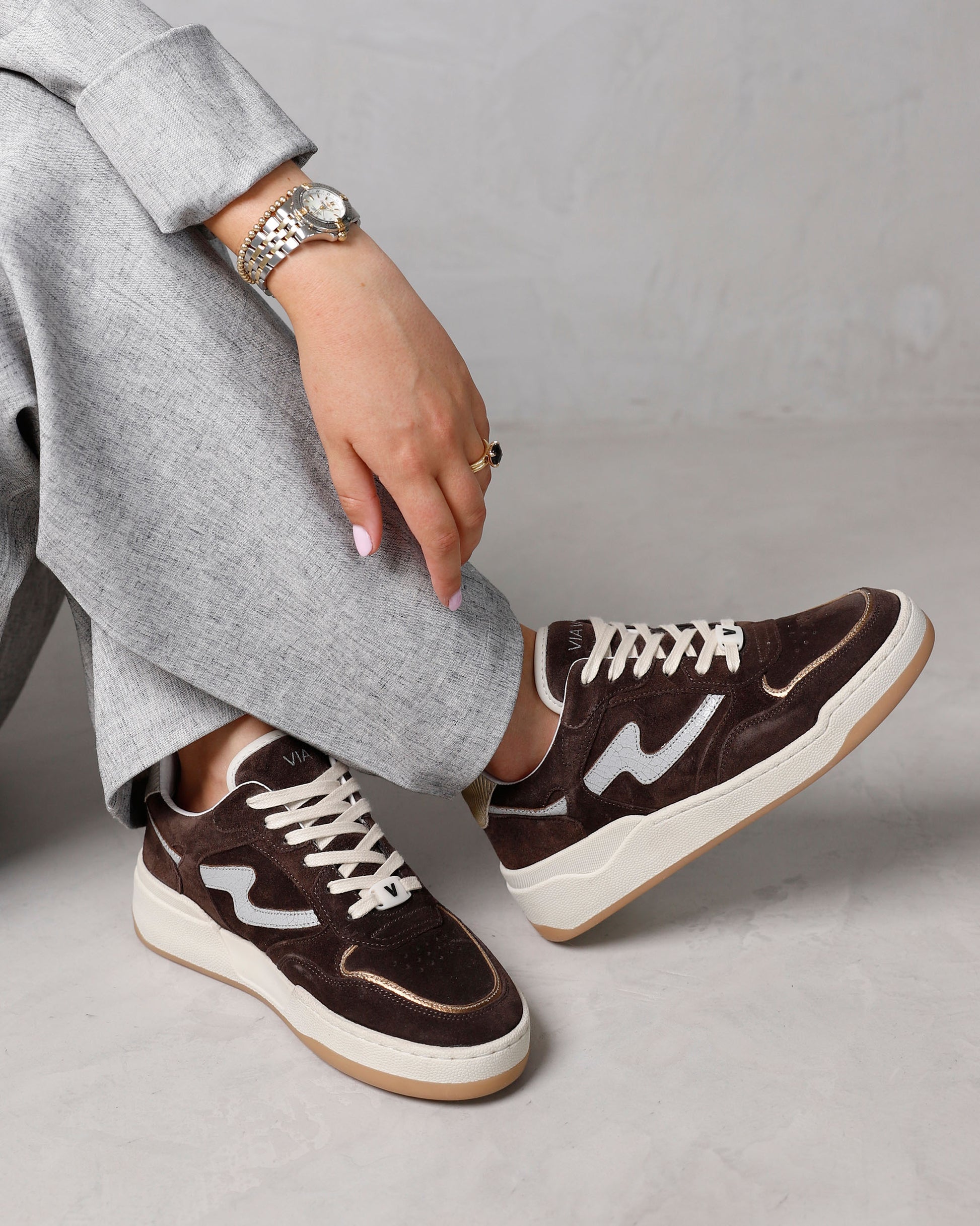 VIA VAI bruine dames sneakers Sam Levi