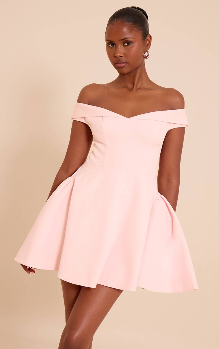 Rose Pâle Robe Droite Bardot À Col Replié