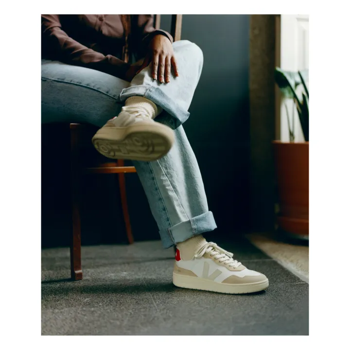 Veja Baskets V-90 Made In Europe | Rouge
