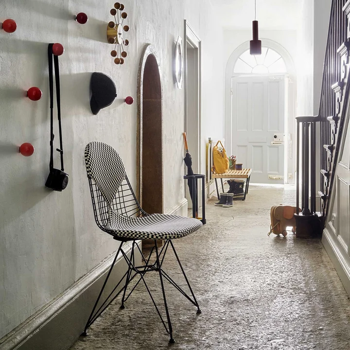 Vitra - Wire Chair DKR-2 Bikini, Untergestell basic dark, Stoff Checker schwarz/weiss, Filzgleiter (basic dark)