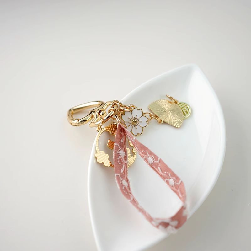 Masoom - Sakura Rabbit Bag Charm Sleutelhanger (Verschillende ontwerpen)