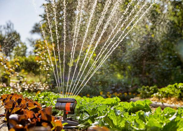 GARDENA Viereckregner Aquazoom Compact