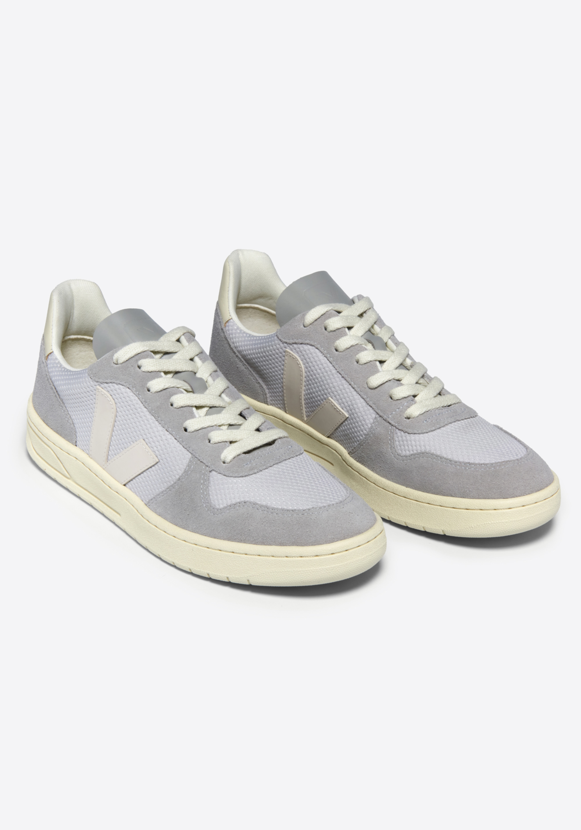 Veja Sneaker V-10 Alveomesh Light-Grey Pierre