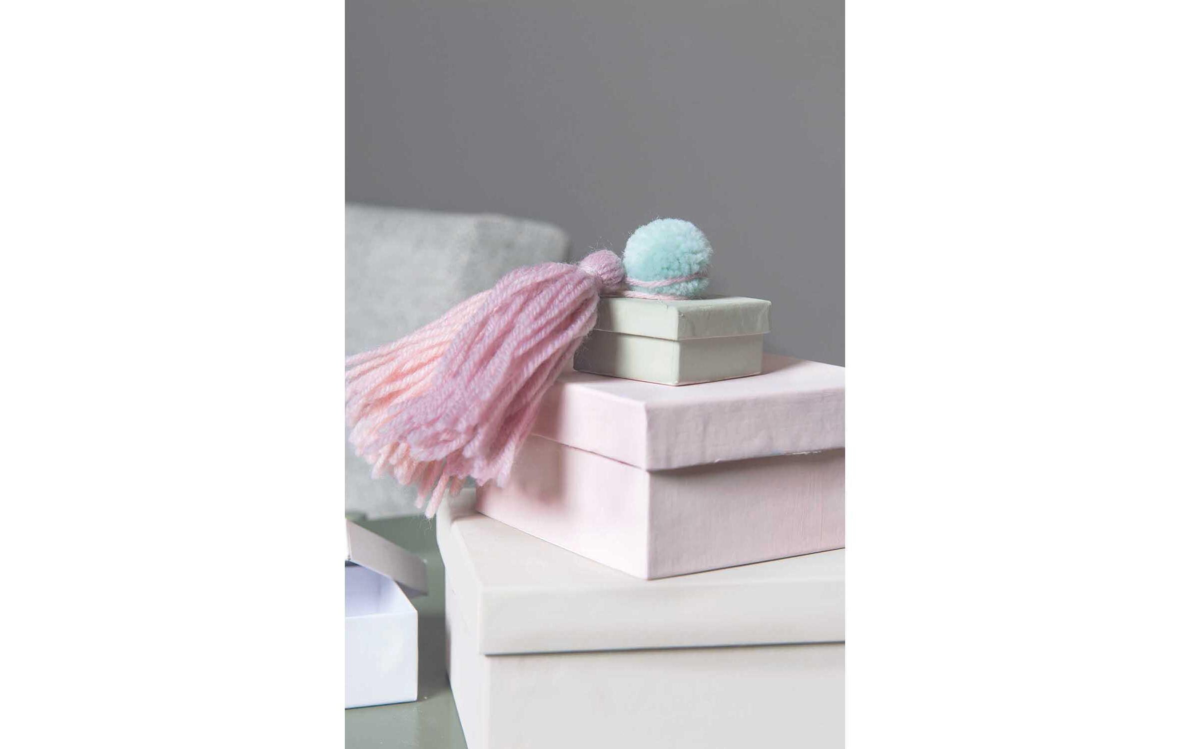 Pompon Set Ø 3 cm Natur Mix, 24 StückKreativ mit Rico Design