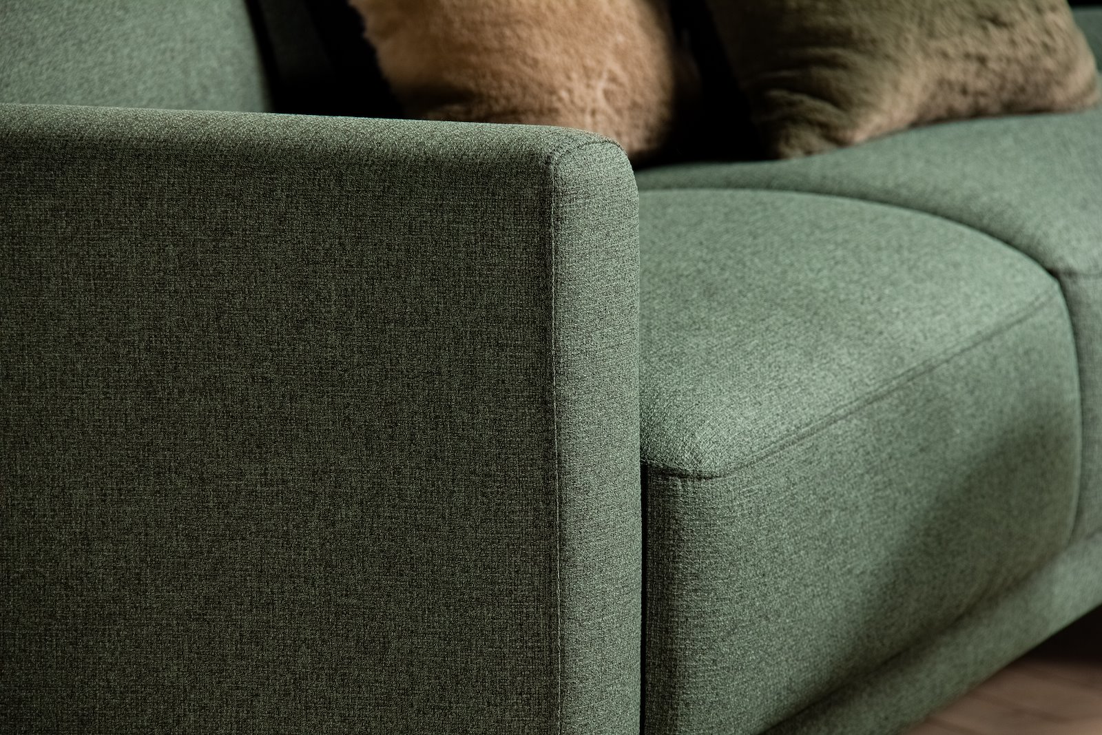 Portland hjørnesofa Tekstil Herby 10 Green med sorte ben