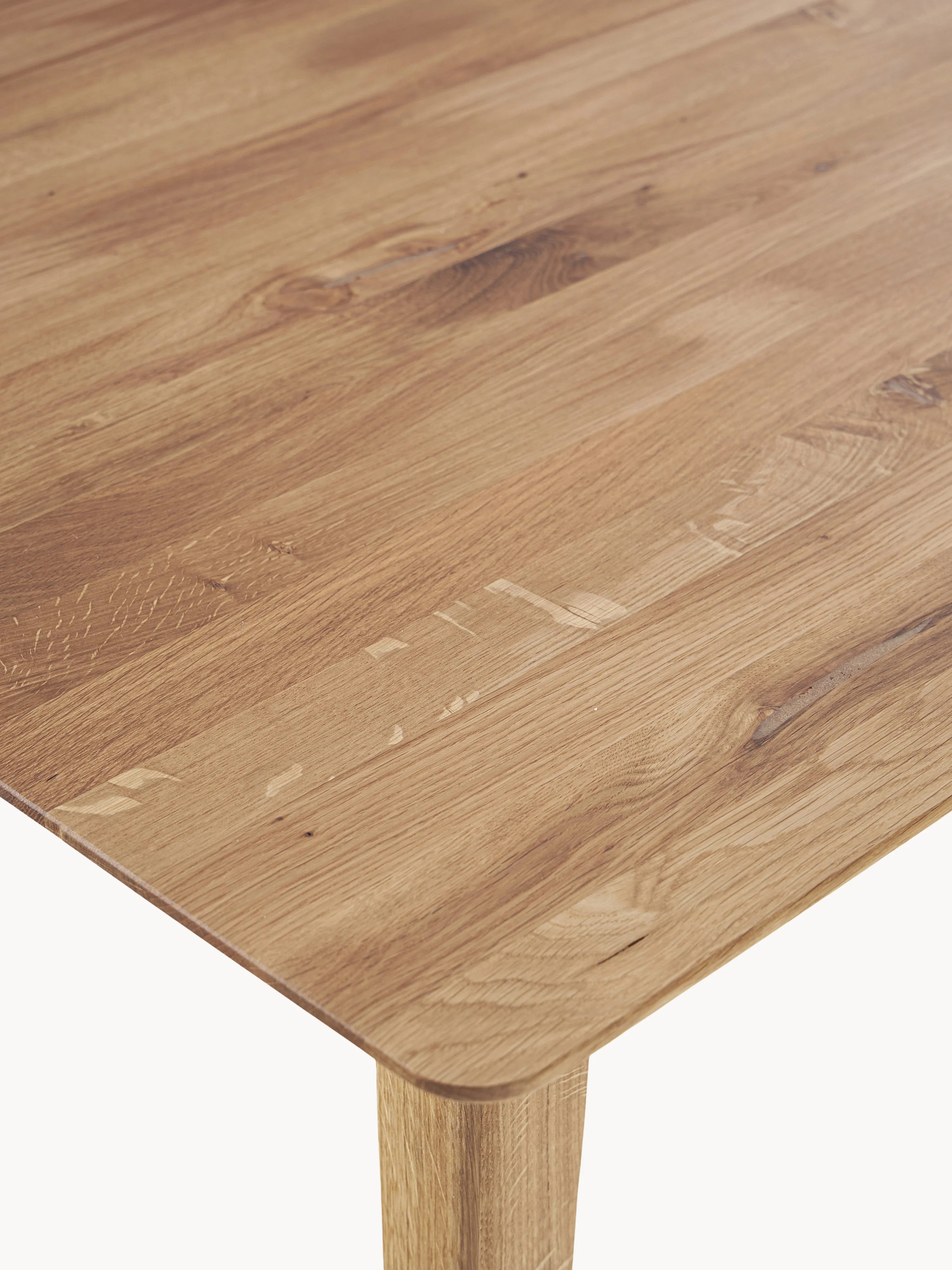 Eettafel Archie van eikenhout, in verschillende formaten