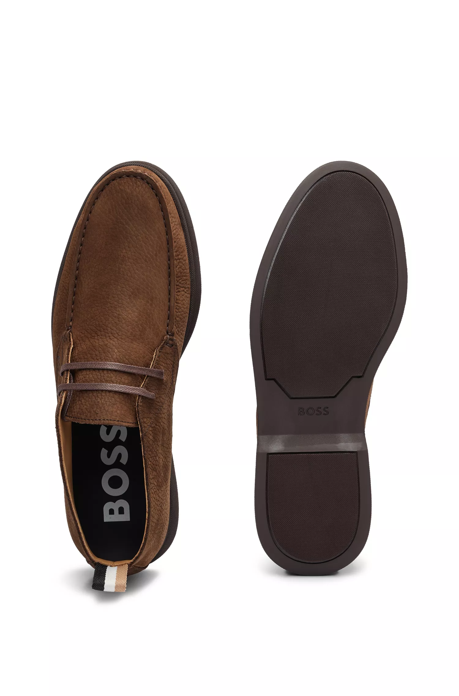 Botas desert BOSS pretas de camurça com cadarço e logotipo em relevo.