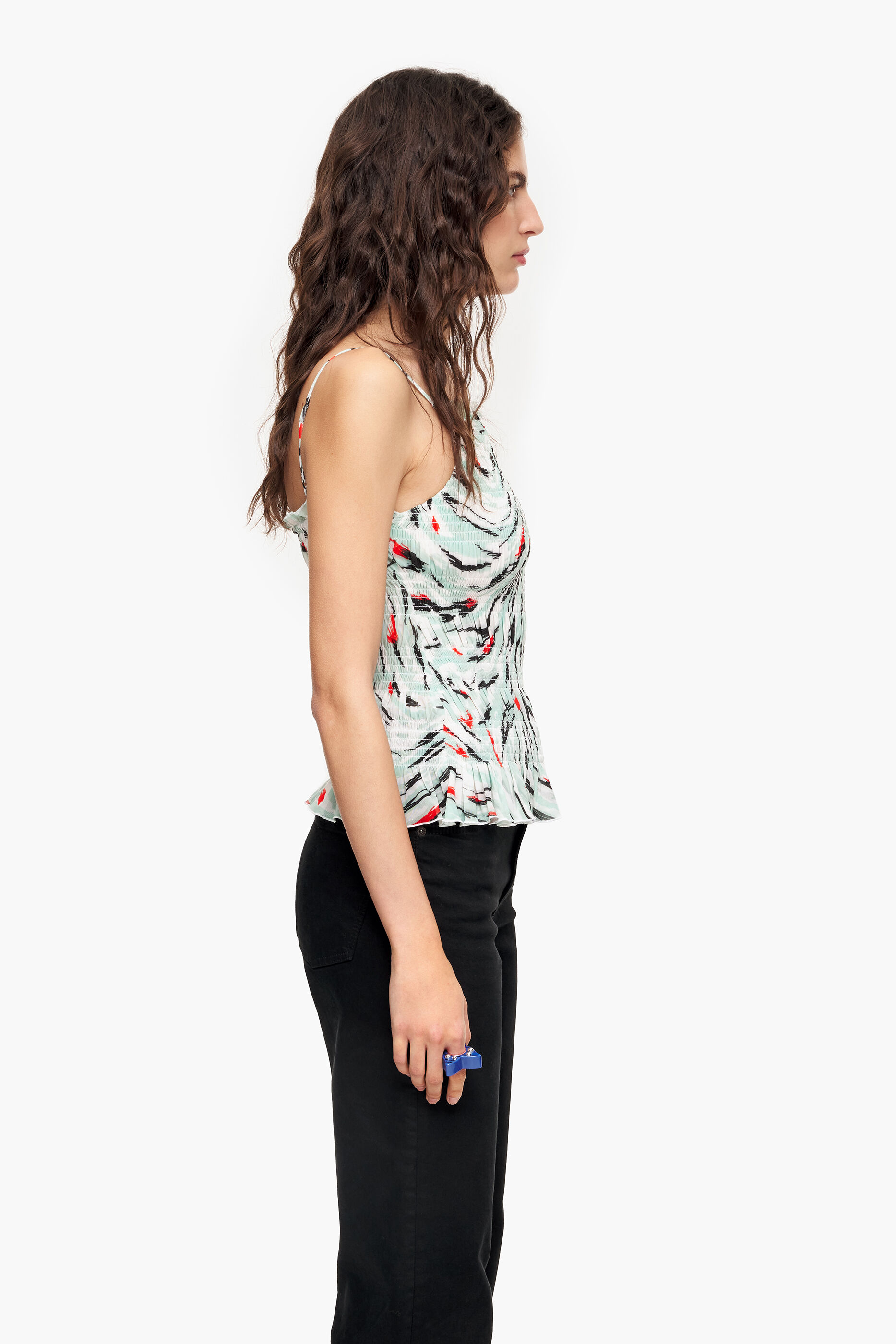 Blusa verde menta com estampa de asas de borboleta
