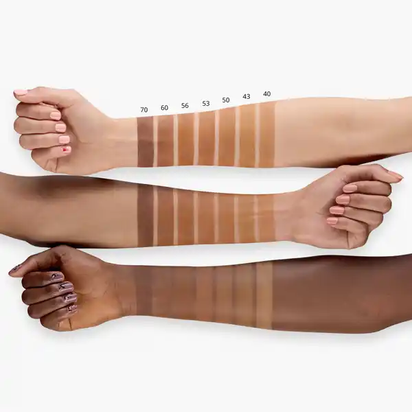Natural Matte Mousse Foundation 43