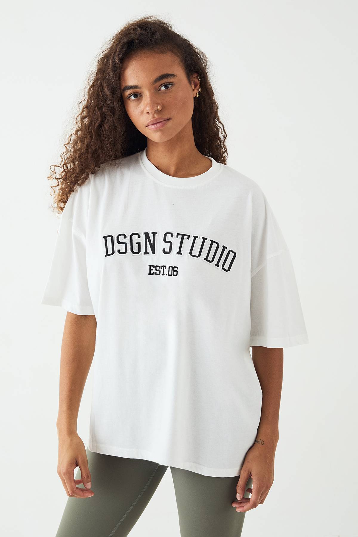 T-shirt Oversize à Appliqué DSGN Studio