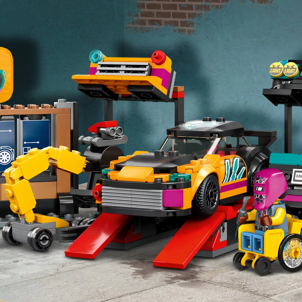 LEGO®CITY 60389 - LE GARAGE DE CUSTOMISATION