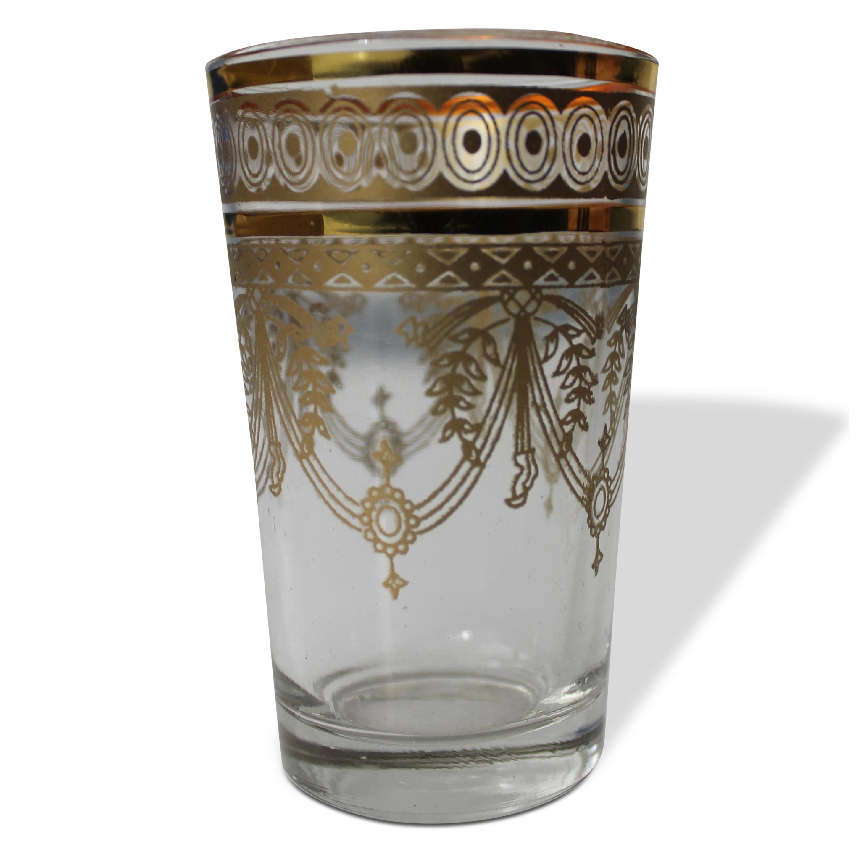 Teeglas mit Goldverzierung, gold, H 9 cm, Ø 5 cm zu 4,40