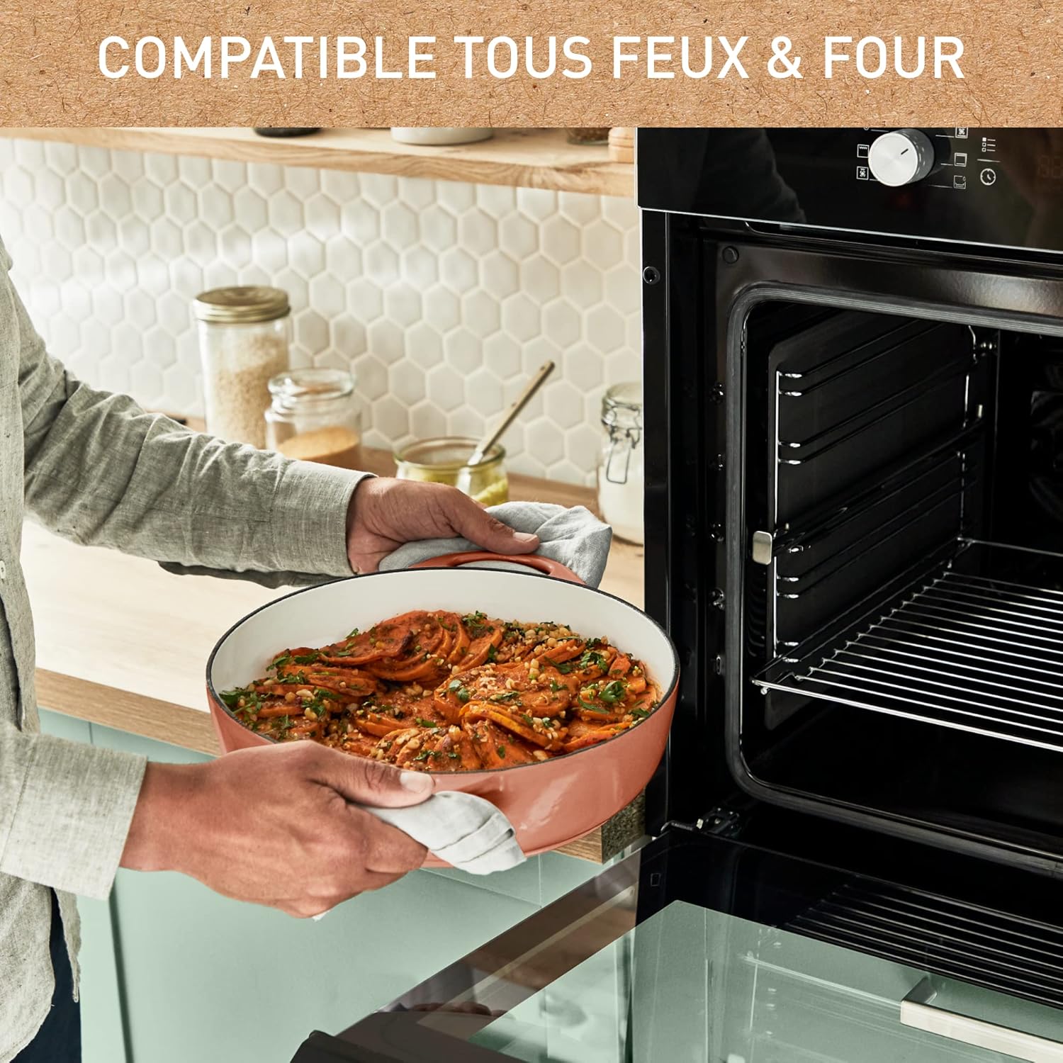 Tefal LOV Servierpfanne 28 cm, wiedergewonnenes Gusseisen, optimale Wärmespeicherung, für alle Herdarten, induktionsgeeignet, backofengeeignet bis 250°C, spülmaschinengeeignet, terracotta, E26072