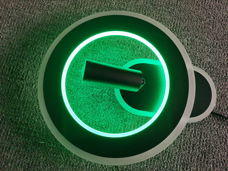 Novel LED-Deckenleuchte SPARK