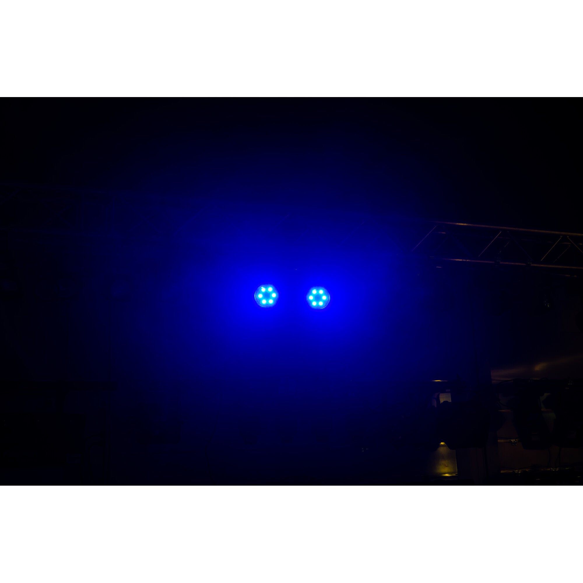Ayra Vision Twins Wash Zoom LED movinghead set inclusief flightcase