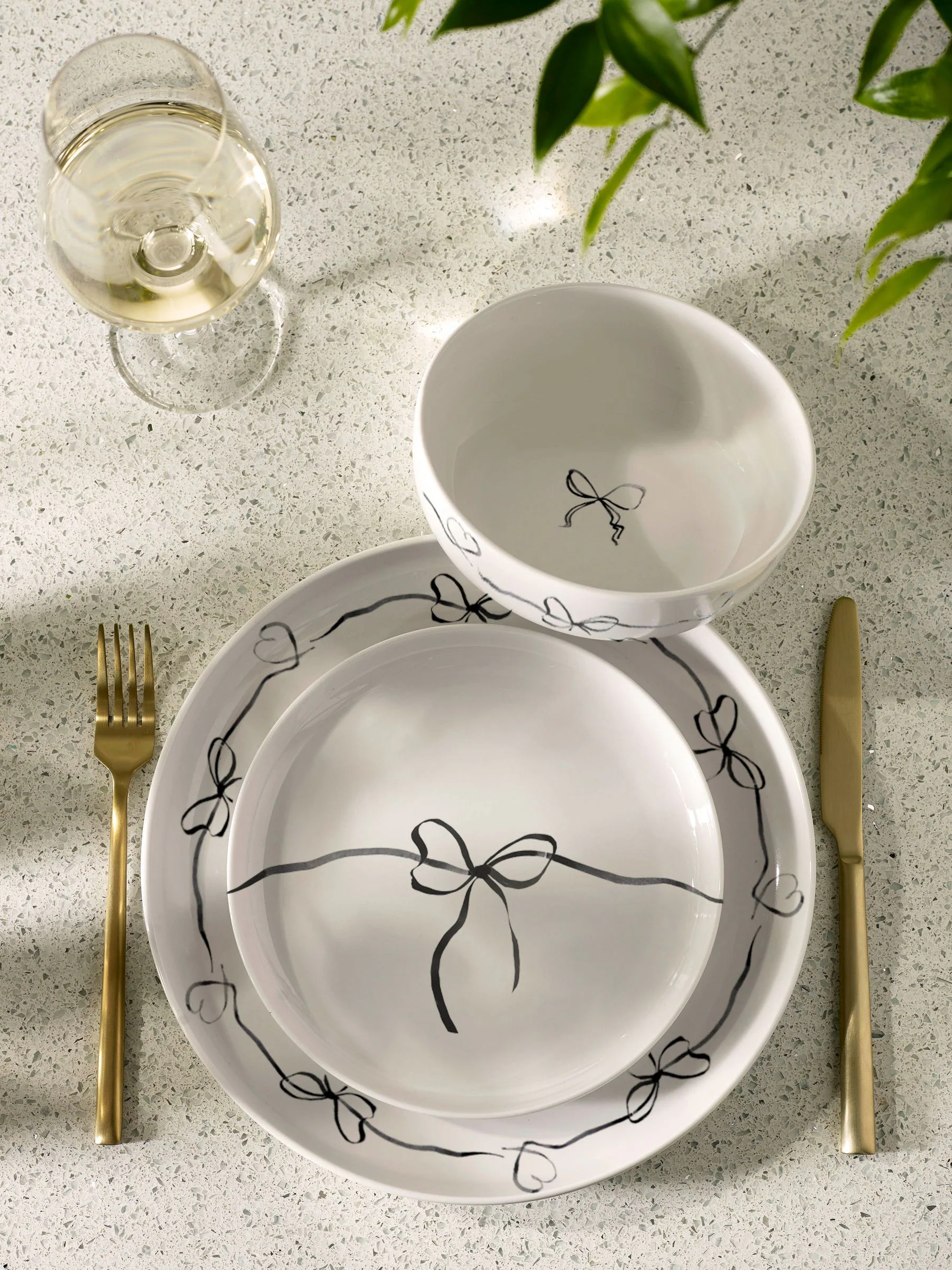 12 Piece Bows Dinner Set