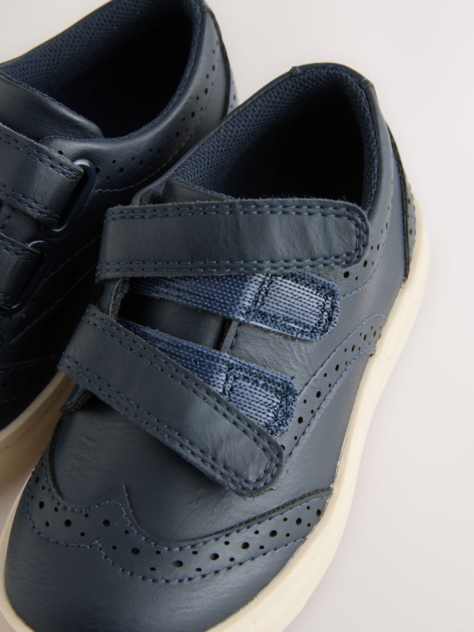 Donkerblauw - Brogue schoenen met klittenbandsluiting