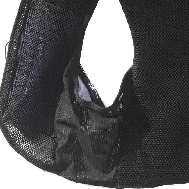 ADV SKIN 5 RACE FLAG  Laufweste mit Flasks Unisex BLACK/WHITE