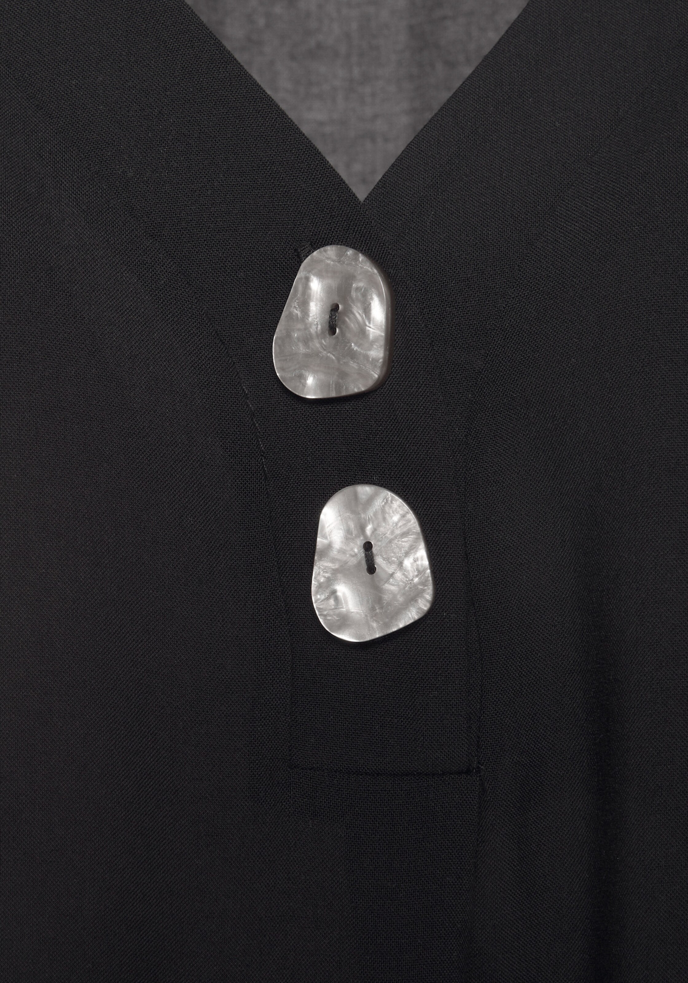 LASCANA Schlupfbluse in schwarz