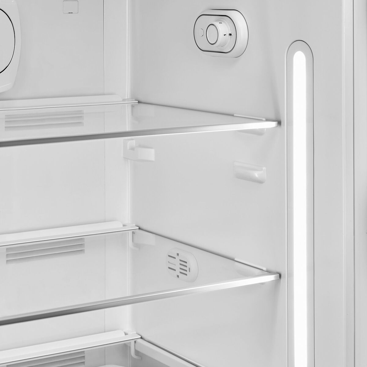 Smeg FAB28RPK6 Kjøleskap Med Fryser 153cm Høyrehengslet Rosa